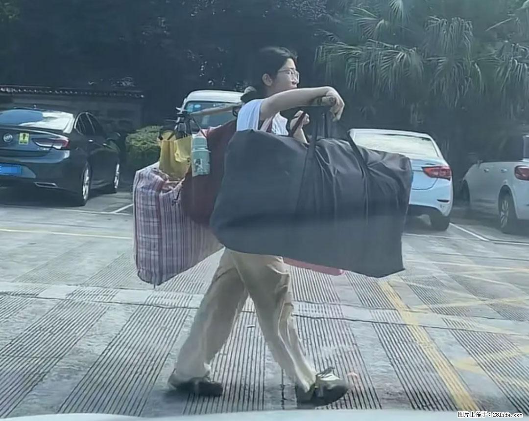 全网追的“扁担女孩”，找了一份暑假工，时薪12元 - 临汾生活资讯 - 临汾28生活网 linfen.28life.net